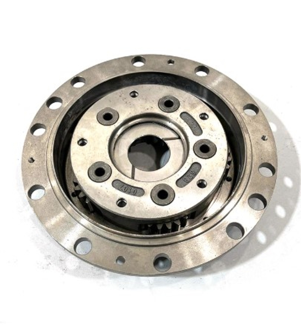 Корпус бортового редуктора передний Shacman X3000 в сборе 81.35114.6101