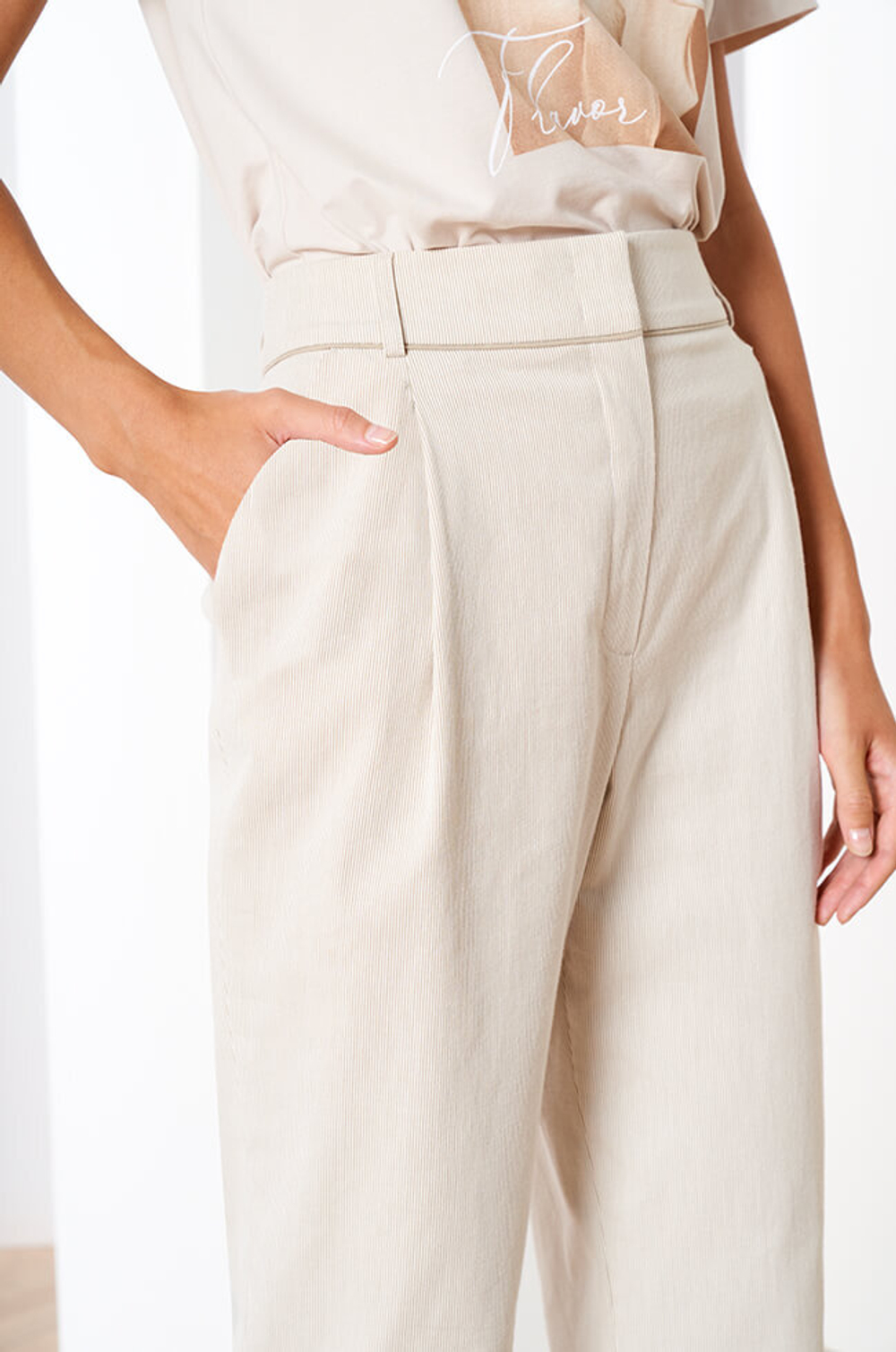 3802 Брюки женские (св.бежевый)