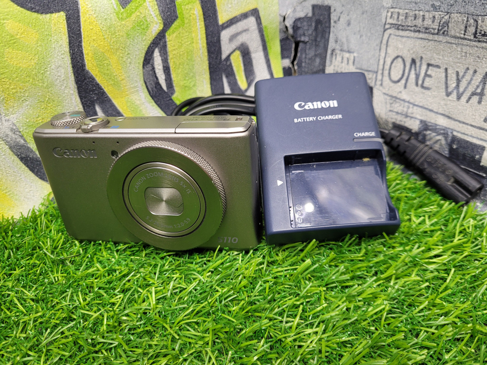 Canon PowerShot S110