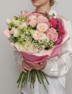 Букет с розами Инь и Янь