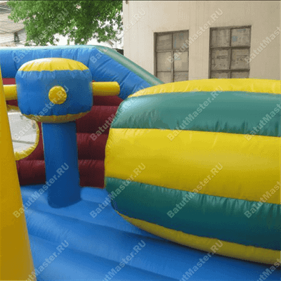 Большой надувной батут-горка "Корабль флибустьеров" 12*8*6 м