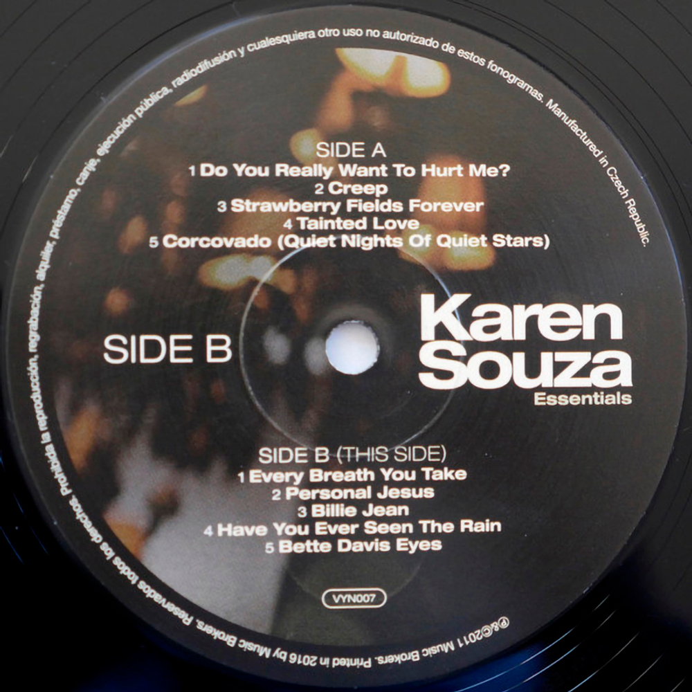 Karen Souza / Essentials (LP)