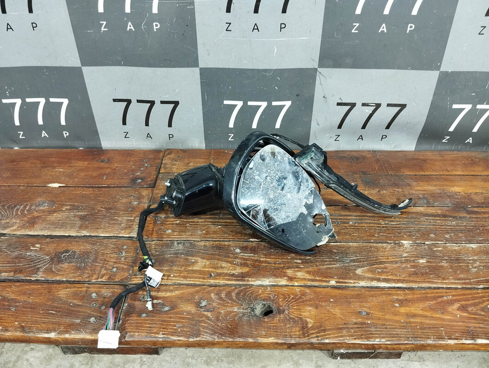 Зеркало правое 12 pin (контактов) + камера Omoda C5 22-нв Б/У Оригинал 601000431AABCE