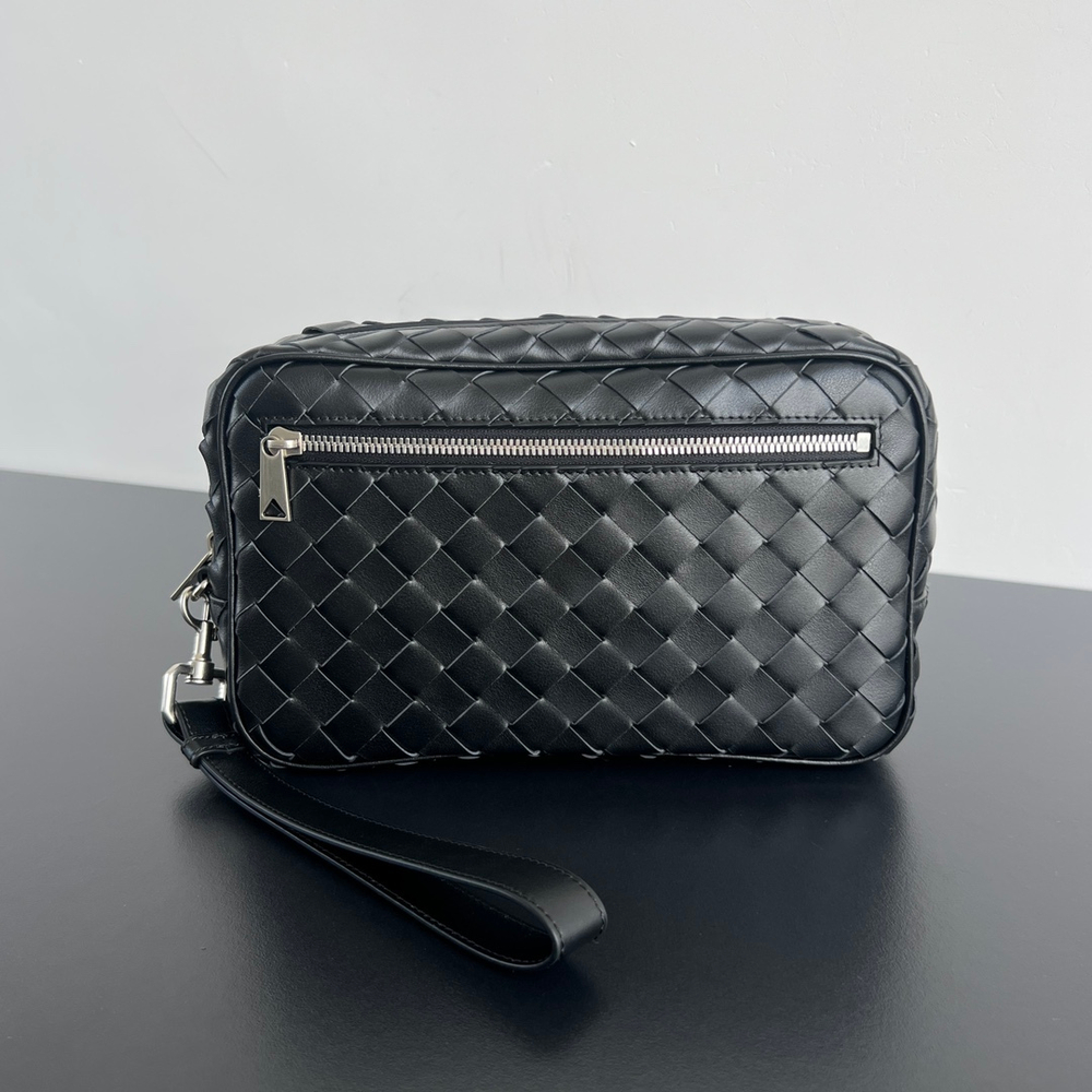 Bottega Veneta Pouch With Wristlet 25 cm