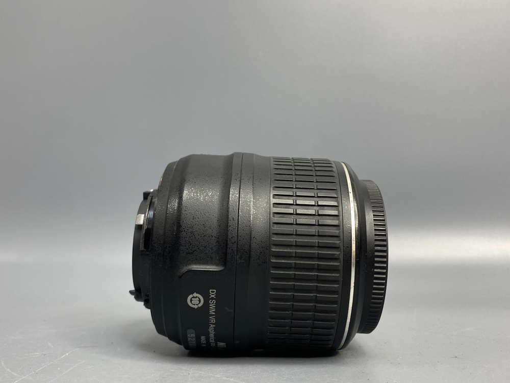 Nikon D3200 kit 18-55mm 11.000 кадров