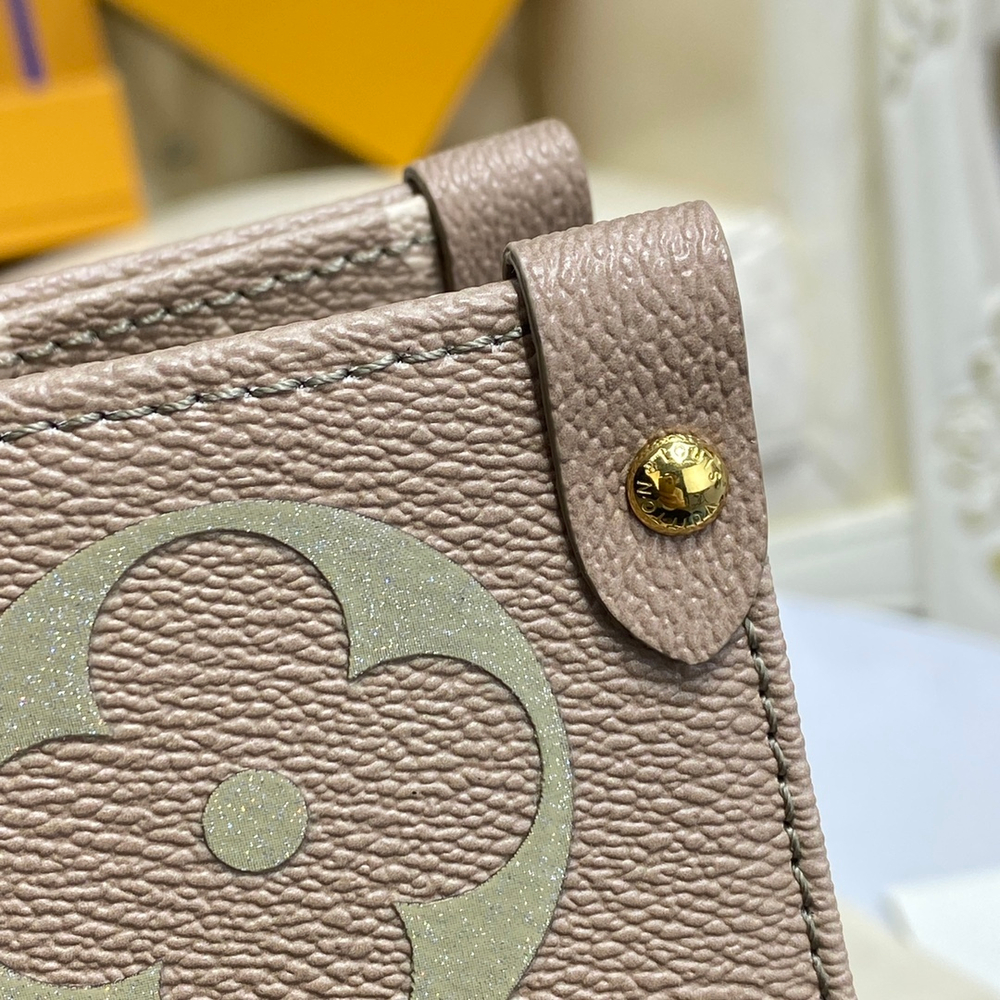 Louis Vuitton Onthego MM