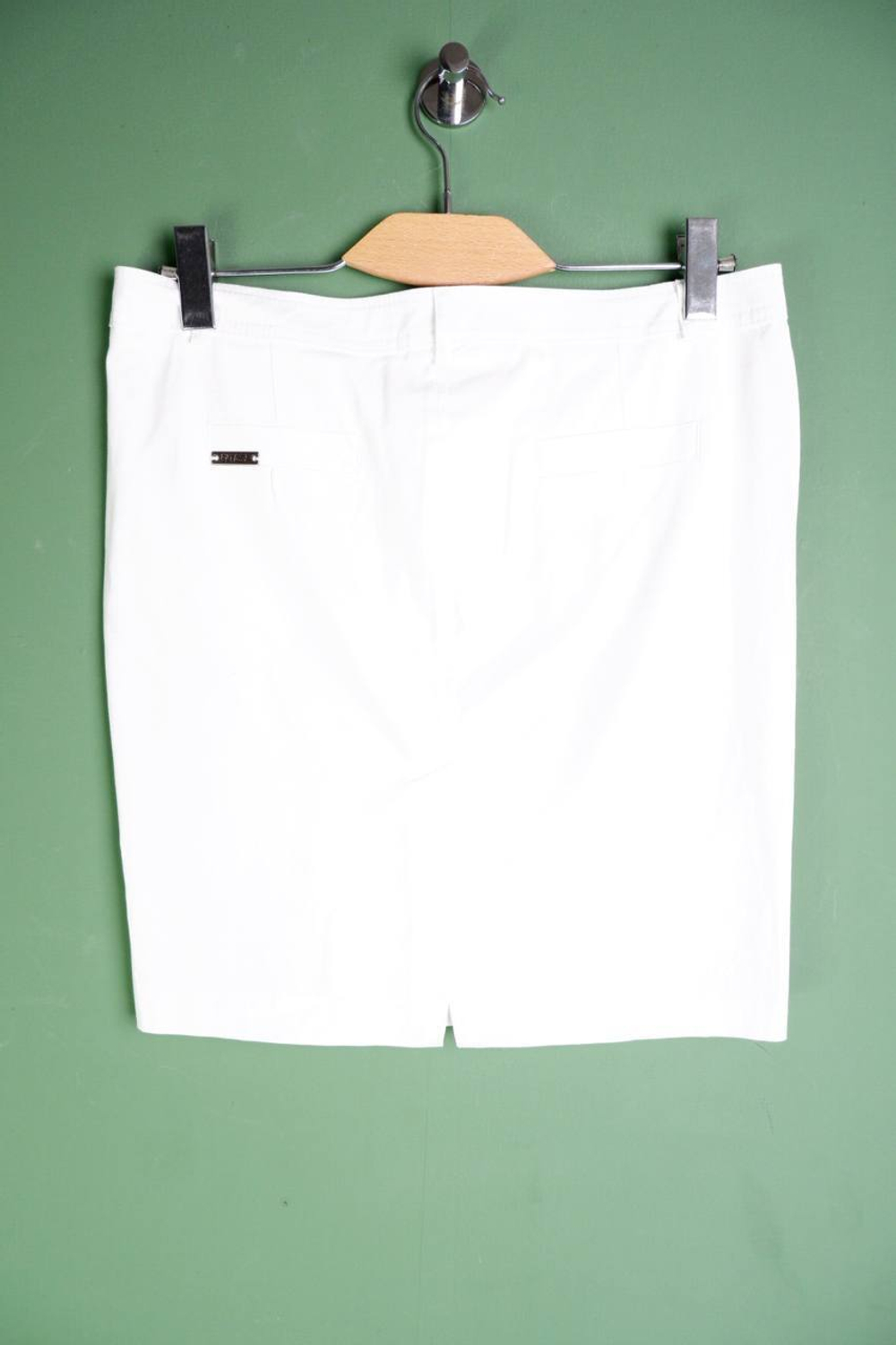 Юбка Extasy белая, маркировка 44, визуально на 46 размер, новая