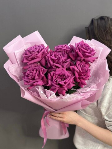 Букет из 7 сиреневых французских роз (Эквадор 60 см)