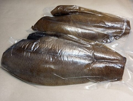 Палтус холодного копчения тушка