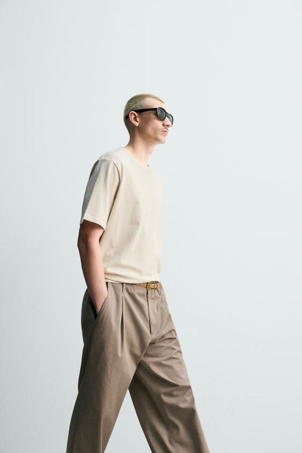 ZARA БРЮКИ ЧИНОС СО СКЛАДКАМИ, ПЕСОЧНЫЙ