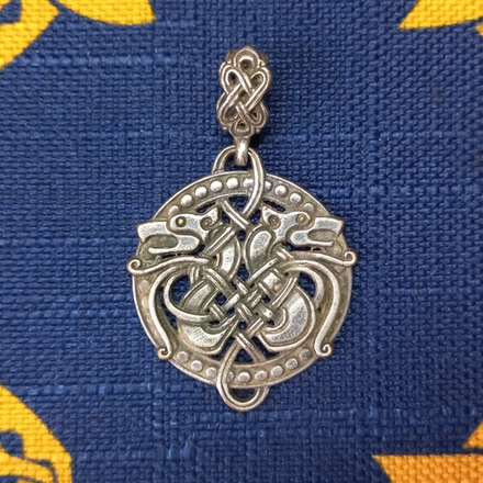 Подвеска. Северные волки" (большая)