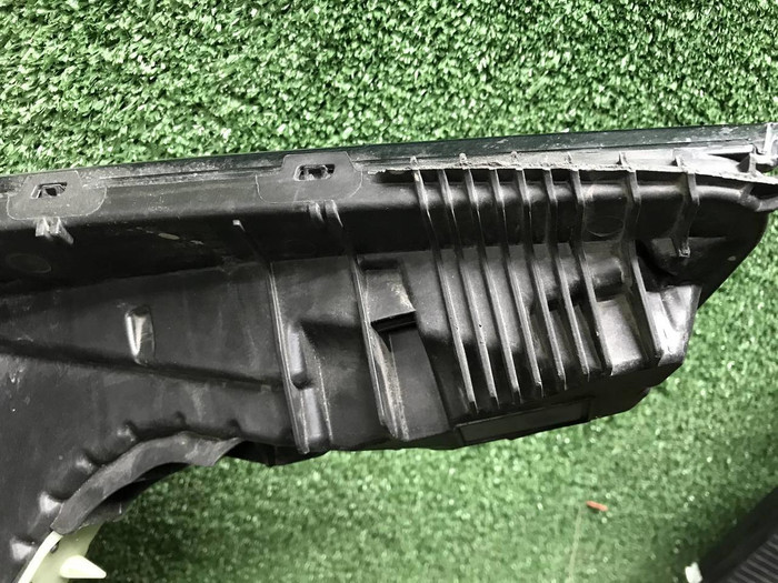 Битая Фара правая Cadillac Escalade 4 (14-20) LED