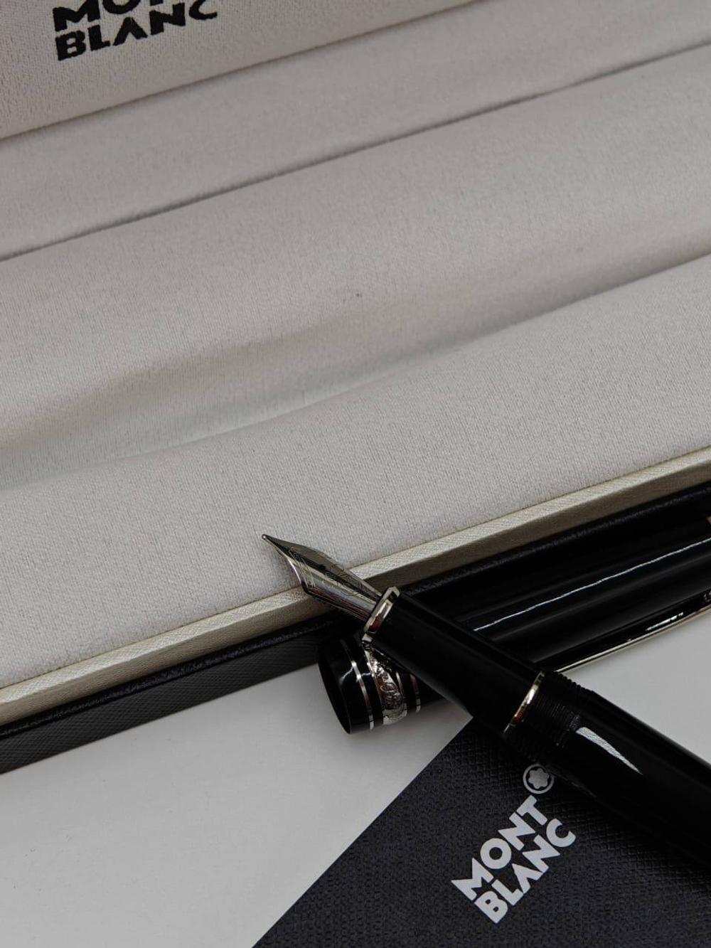 Набор Montblanc (блокнот + ручка)