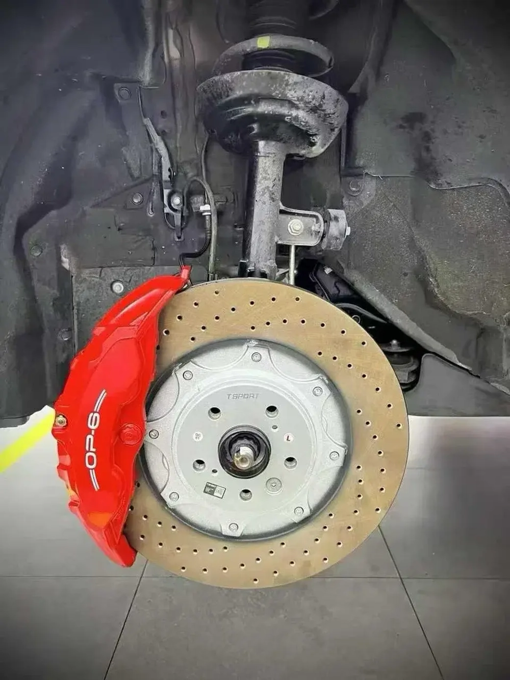 Усиленная тормозная система для Toyota Crown 2023+ Тойота тормоза колодки тормозной диск суппорт