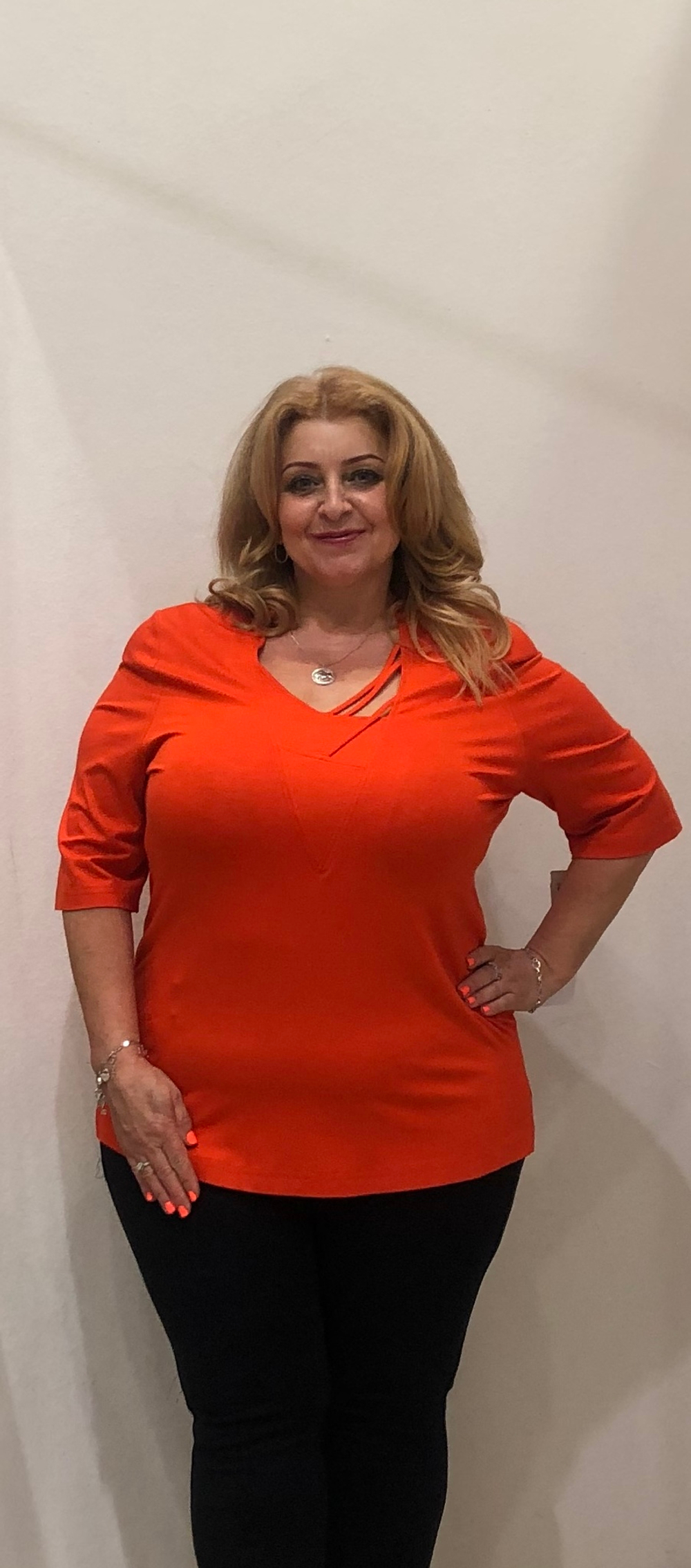 Однотонный трикотажный блузон оранжевого цвета