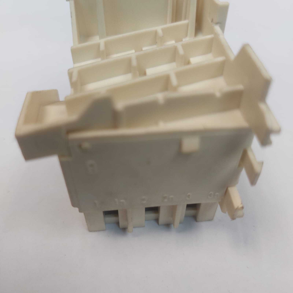 10 Кнопка сетевая посудомоечной машины Bosch 5600052536 б/у