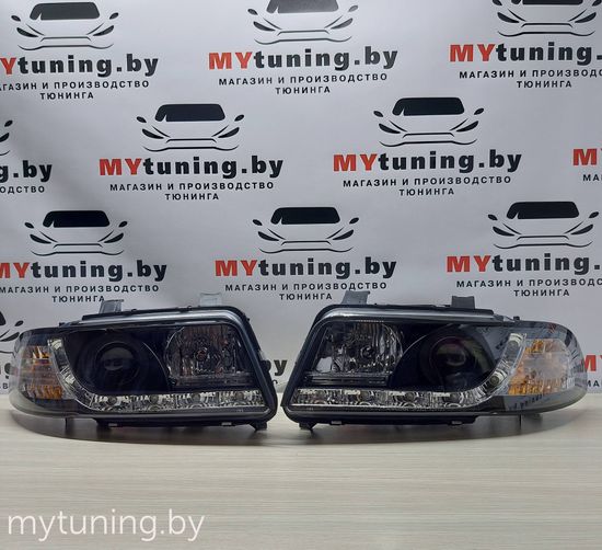 Передние фары Audi A4 B5 daylight black