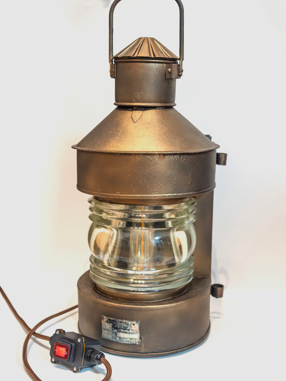 Большой напольный светильник из корабельного топового фонаря «Топовый ТС», Ленинград, 1970 год