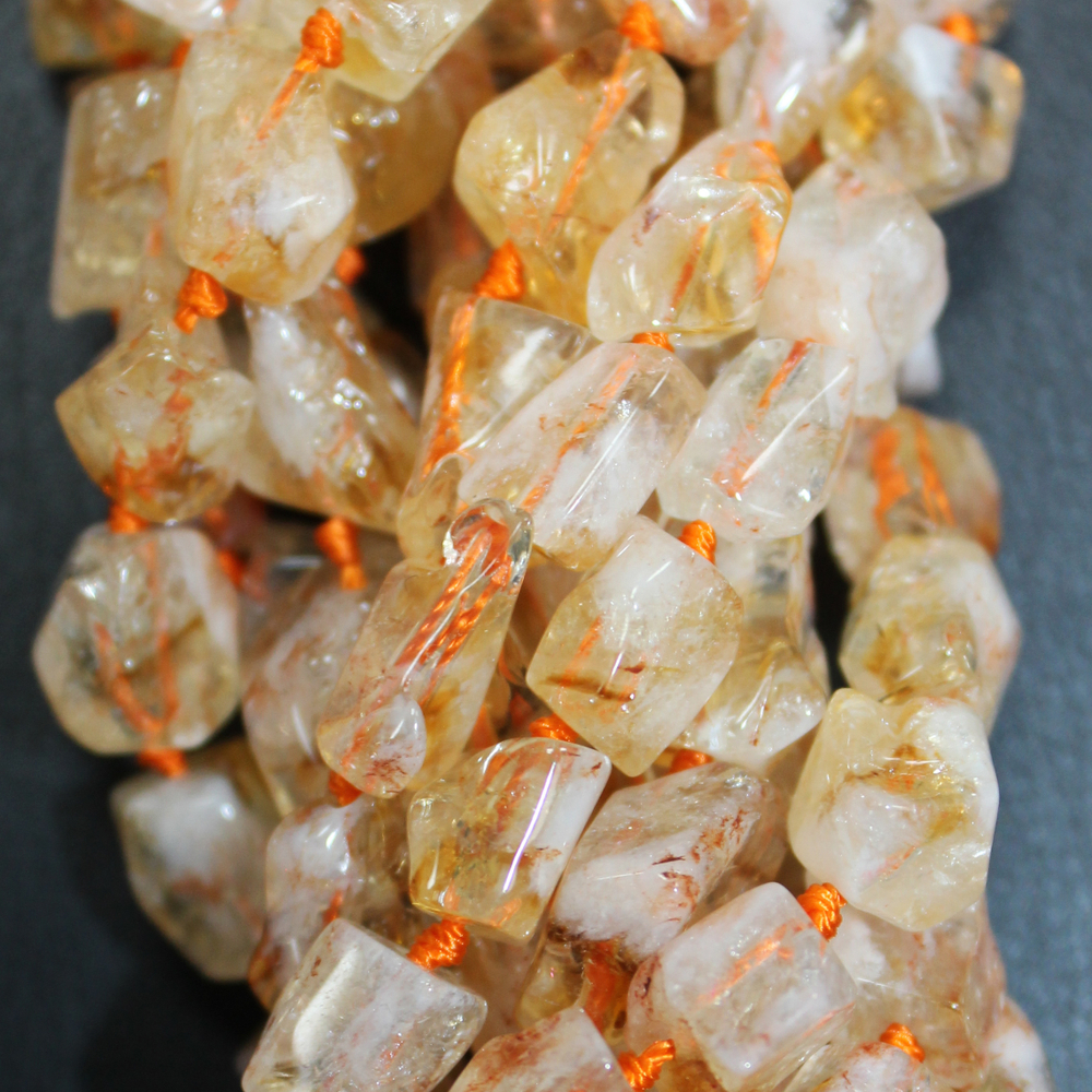 Цитрин галтовка граненая 9-13мм