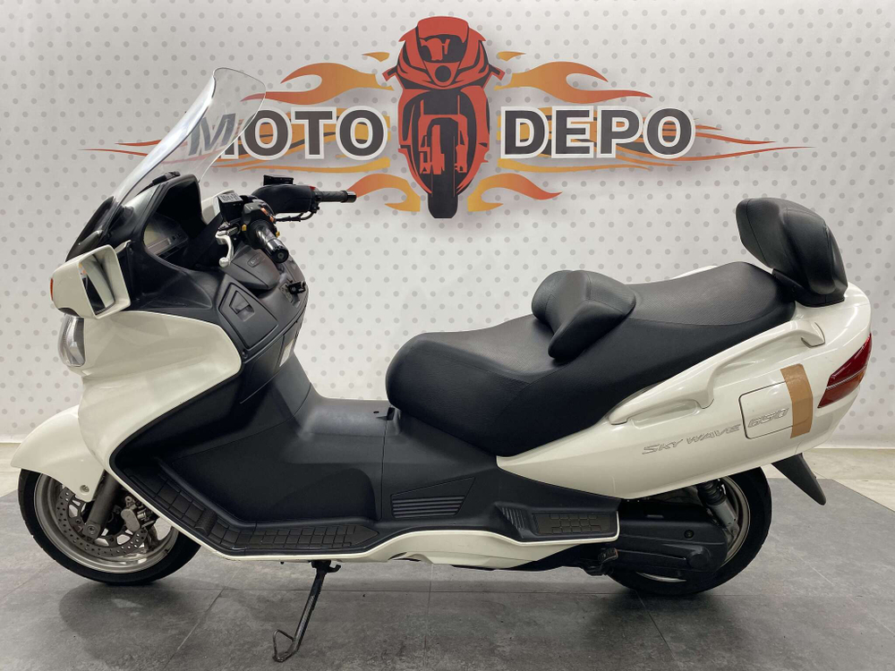 Suzuki Skywave 650 , 2002