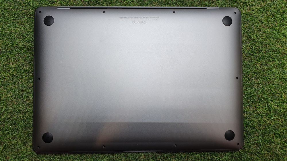 MacBook Air M1 2020 Retina A2337 2560х1600, Apple M1