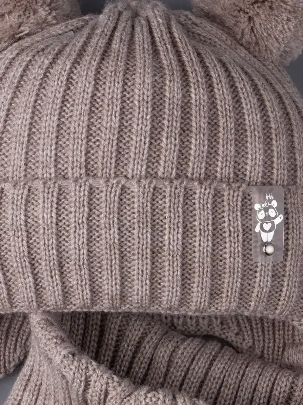 Шапка со снудом для девочки демисезонная