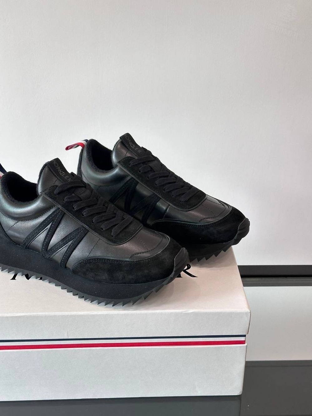 Кроссовки Moncler
