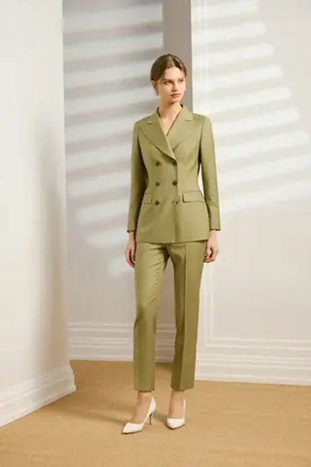 Костюм двойка двубортный