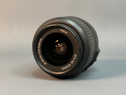 Nikon D5100 Kit 18-55mm 3.5-5.6G VR 149.000 кадров