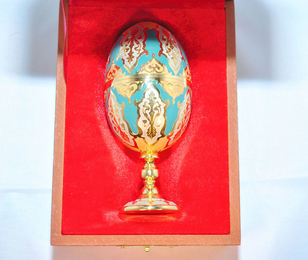 Сувенир "Яйцо-рюмки" с эмалью (Златоуст)