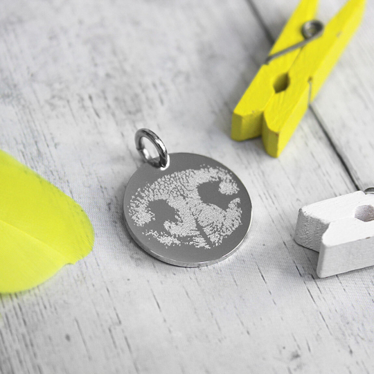 Подвеска с гравировкой отпечатка носика, 20 мм (сталь)