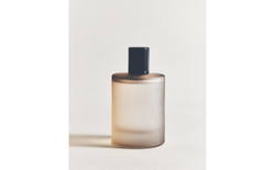 Zara Home Интерьерный ароматический спрей для текстиля Orchid e Lumi re, 100 мл
