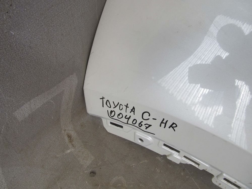 Бампер передний Toyota C-HR 16-19 Б/У Оригинал 52119F4010