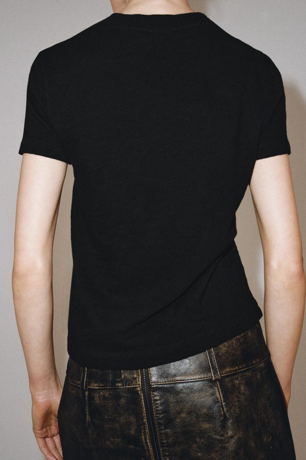 ZARA ФУТБОЛКА ИЗ ХЛОПКА ФЛАМЕ, ЧЕРНЫЙ