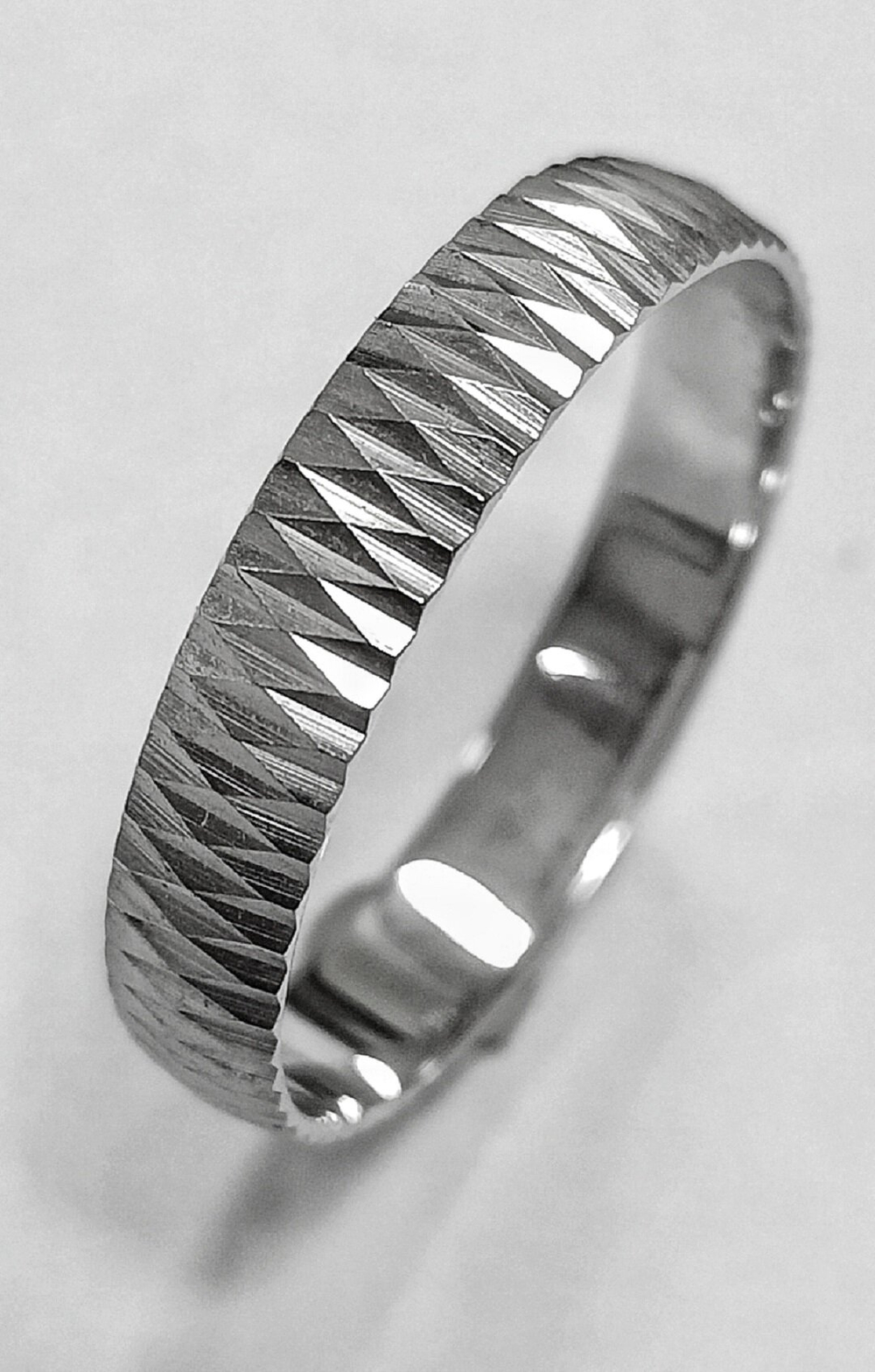 Кольцо ювелирное Эстерелла