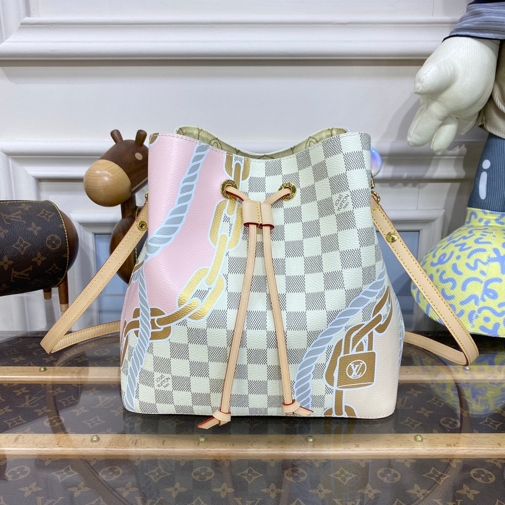 Louis Vuitton NeoNoe MM