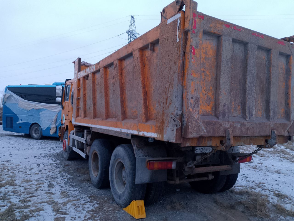 Shacman (Shaanxi) SX* 6x4 Самосвал SX3258DR384 (Дизельный, 9,7 л, 336 л.с., МТ)