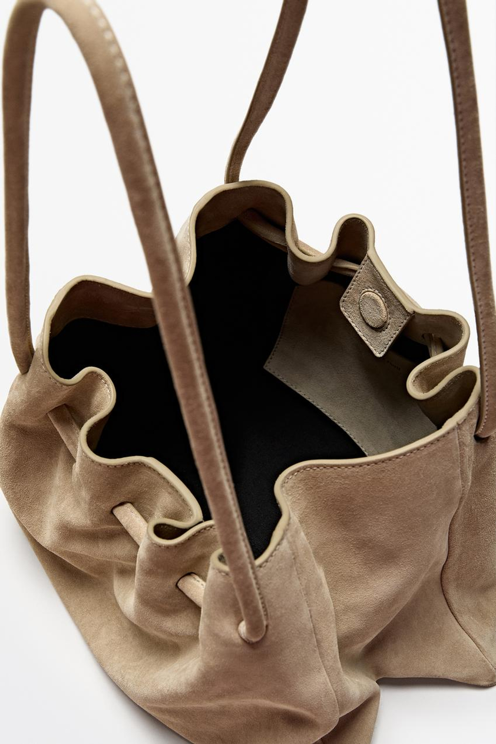 Massimo Dutti Кожаная сумка из замши со сборками, экрю