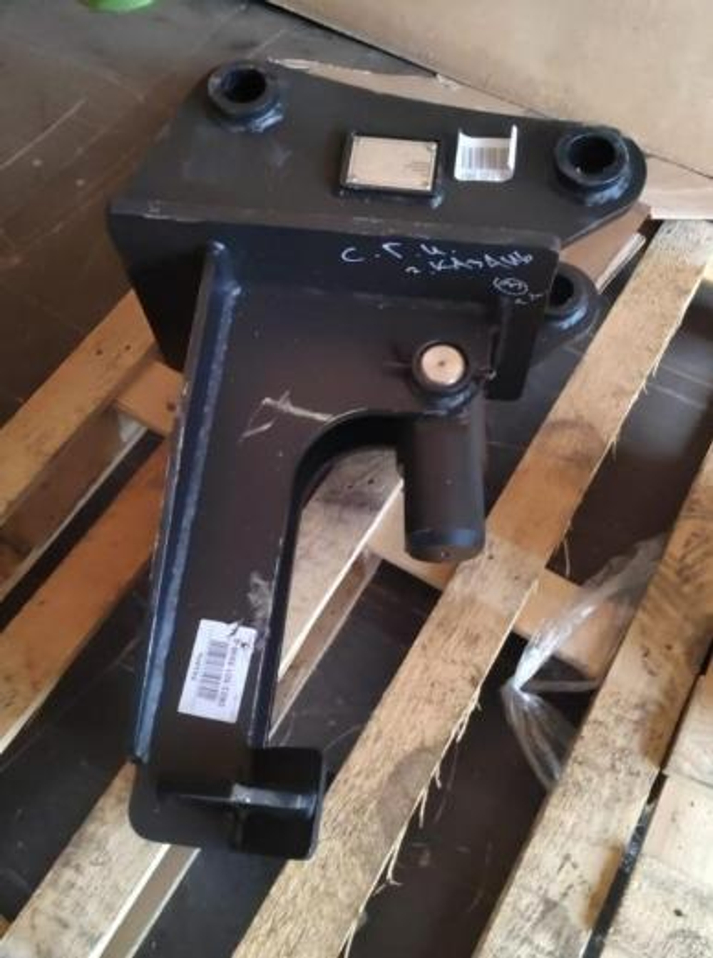 Адаптер для гидробура на Экскаватор-погрузчик ЧЛМЗ