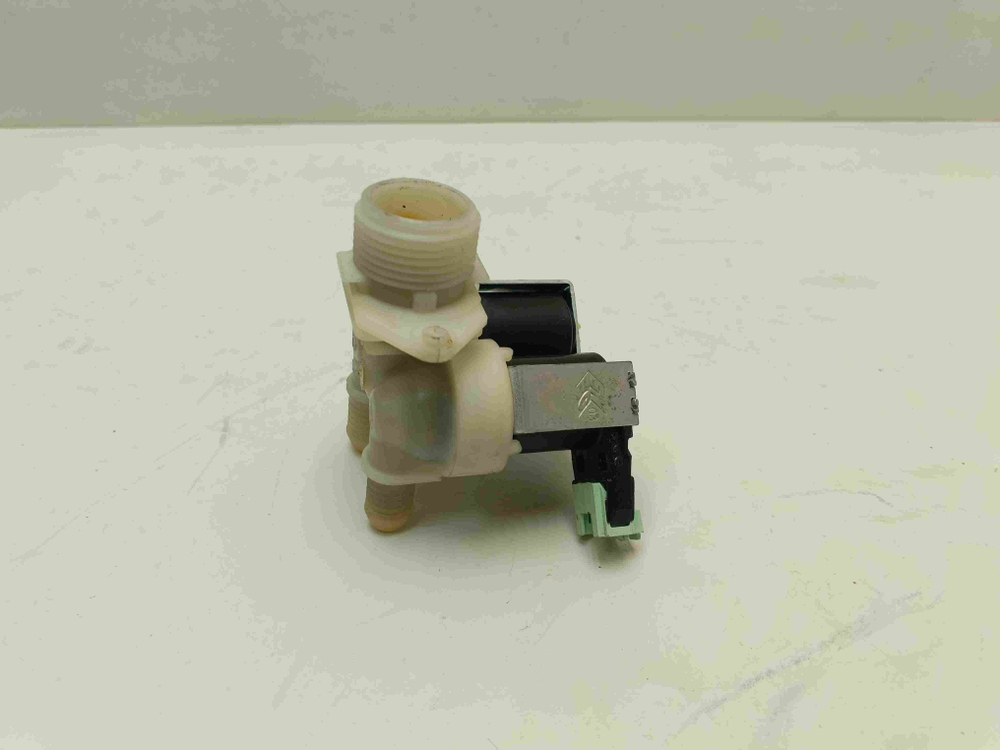 LS60840L кт224 Клапан подачи воды для стиральной машины AEG LS60840L б/у