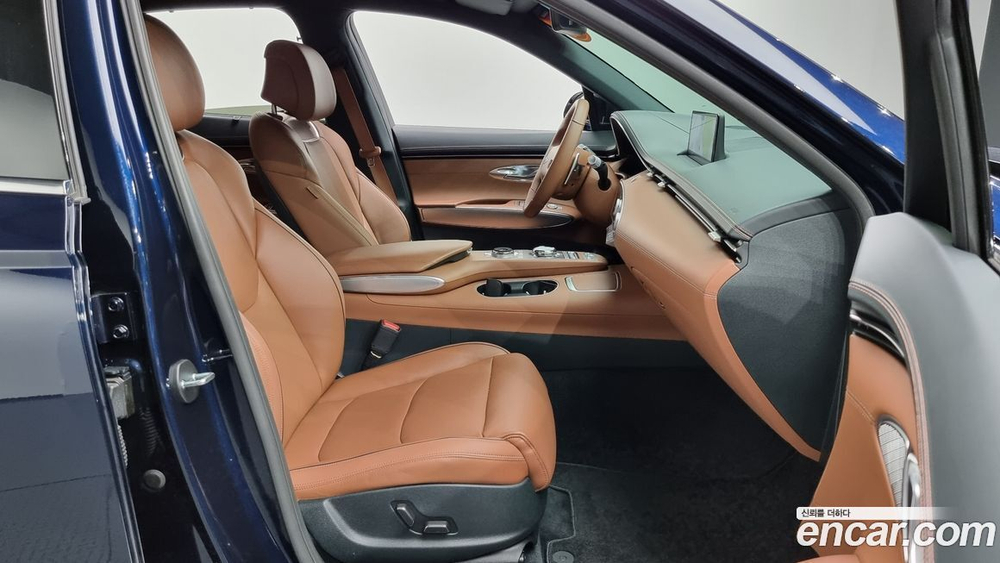 Genesis GV70 2.5T Бензин AWD (05.2022)