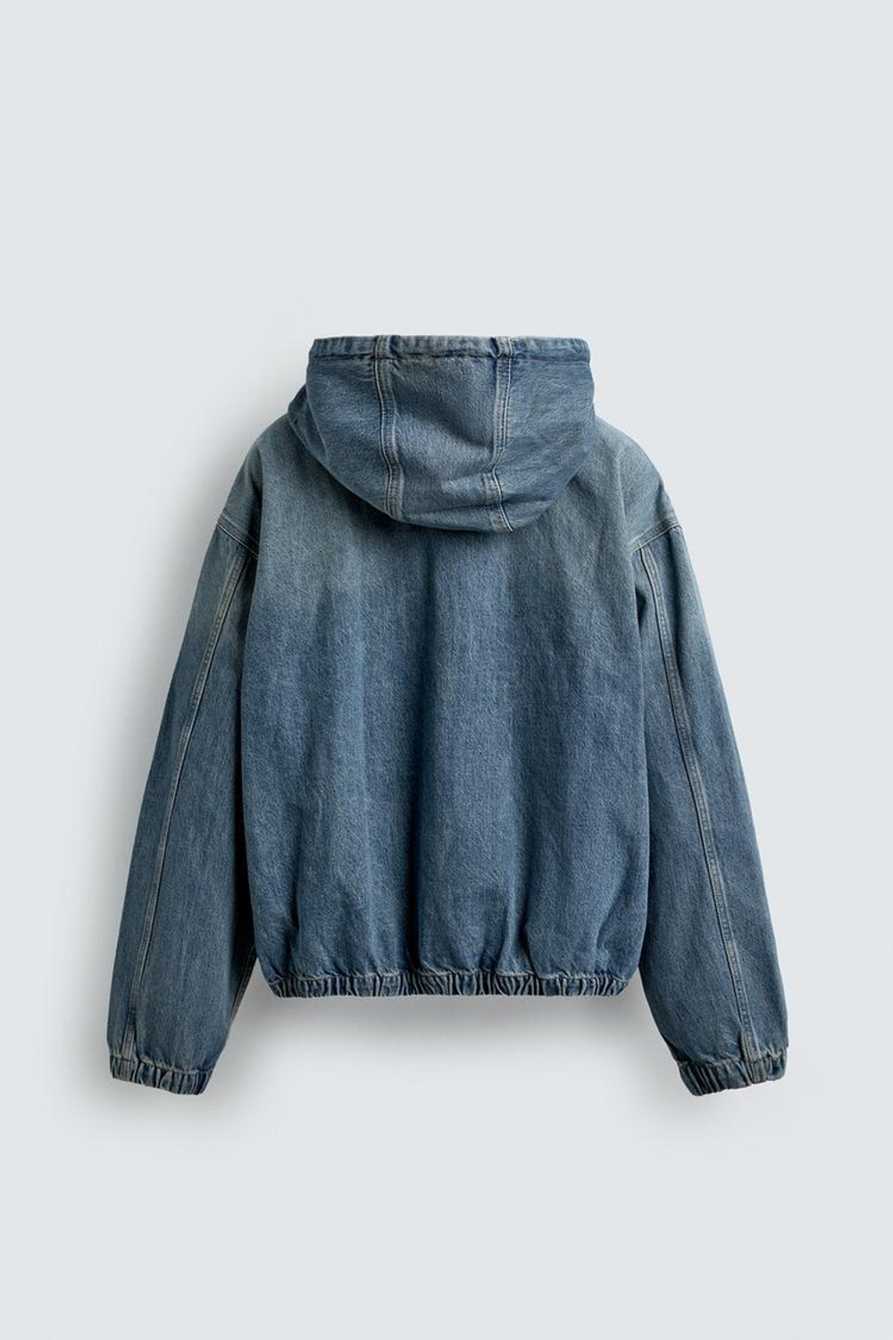 ZARA КУРТКА ИЗ ТКАНИ С ЭФФЕКТОМ ПОТЕРТОСТИ С КАПЮШОНОМ, ВЫЦВЕТШИЙ СИНИЙ