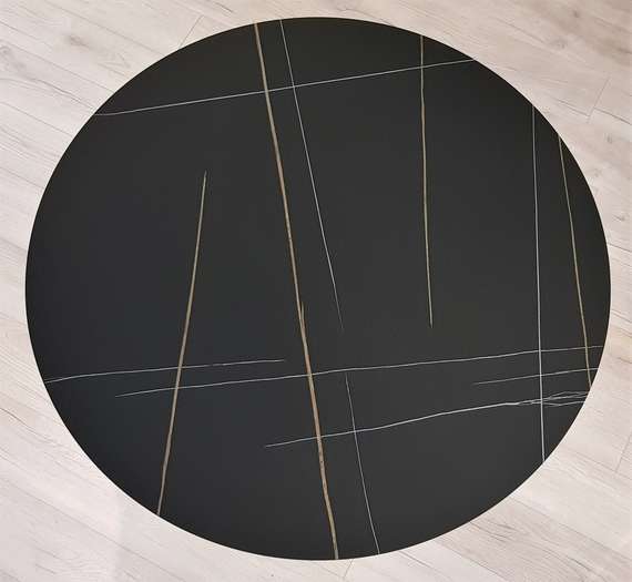 Стол Yoda Ø120, черный керамогранит, золотая ножка