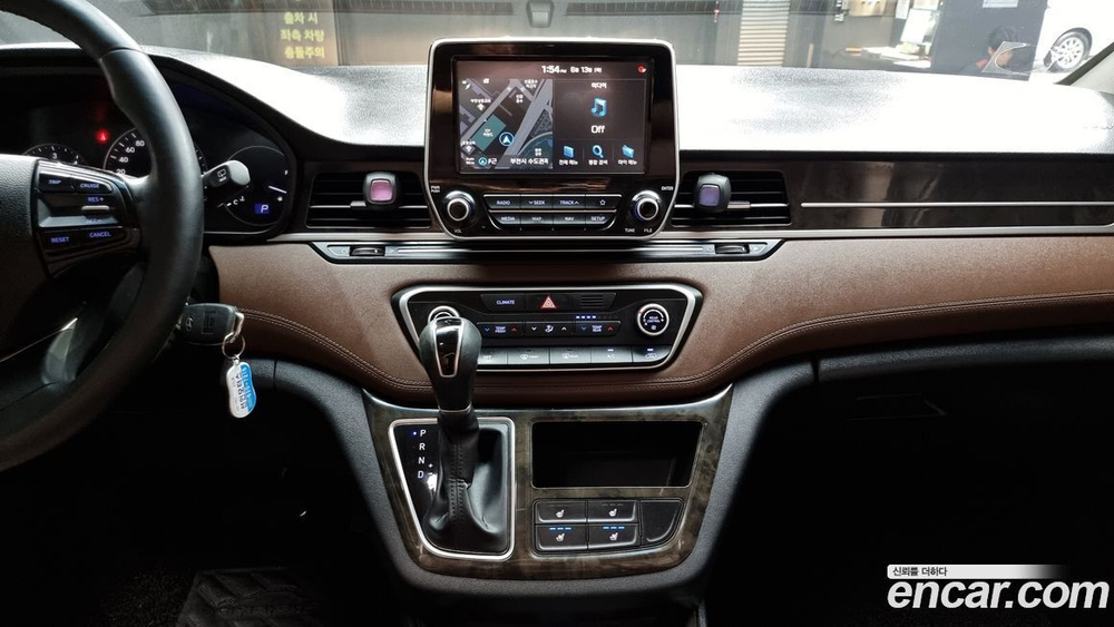 Hyundai The New Grand Starex Urban 9-и местный (01.2020)