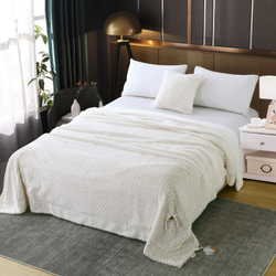 Плед 160х220 Sofi De MarkO Аврил молочный