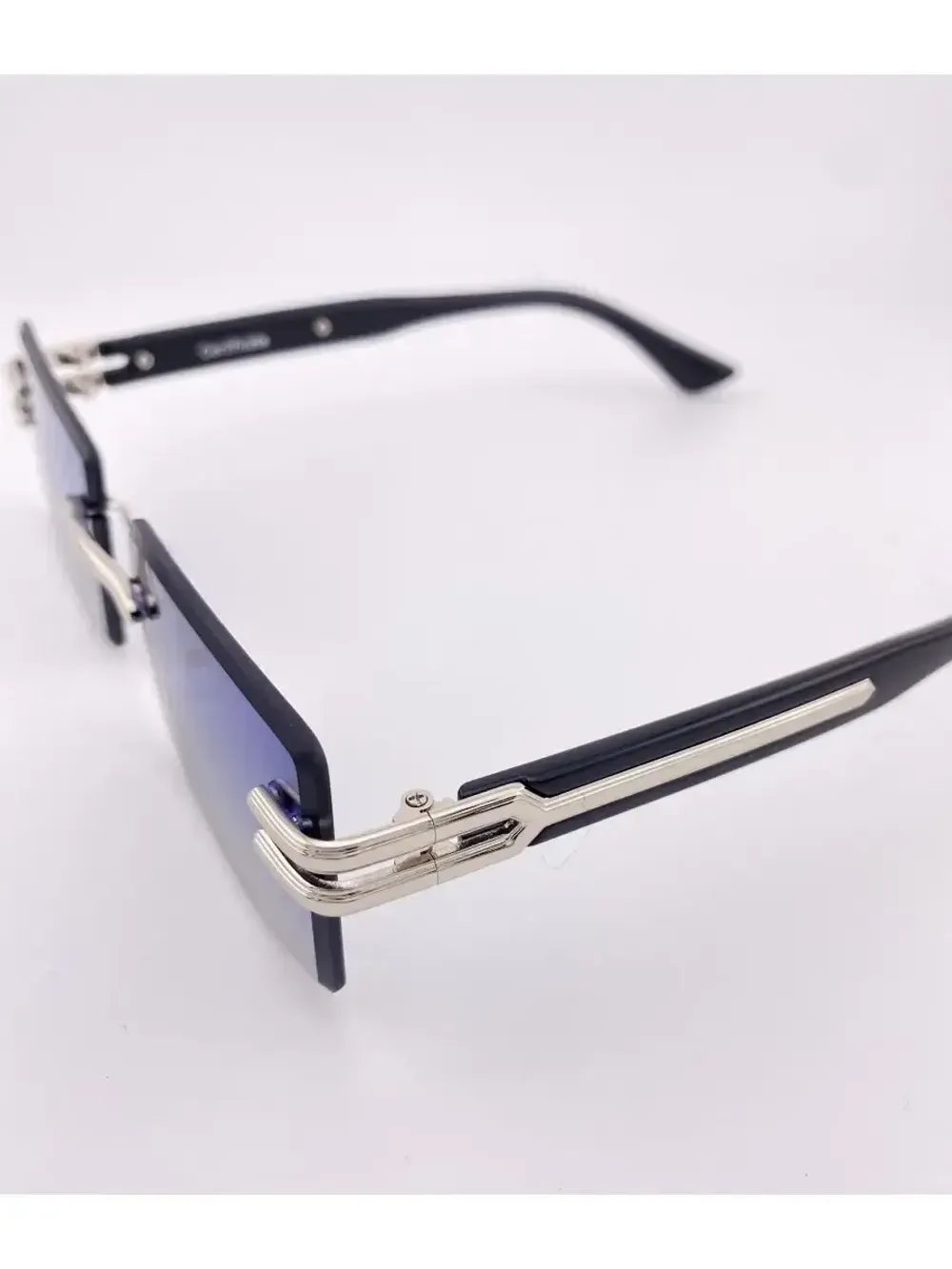 Очки солнцезащитные Certificate