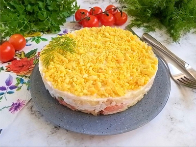 Салат с лососем слабосоленым 500гр К выдаче с 27 декабря!