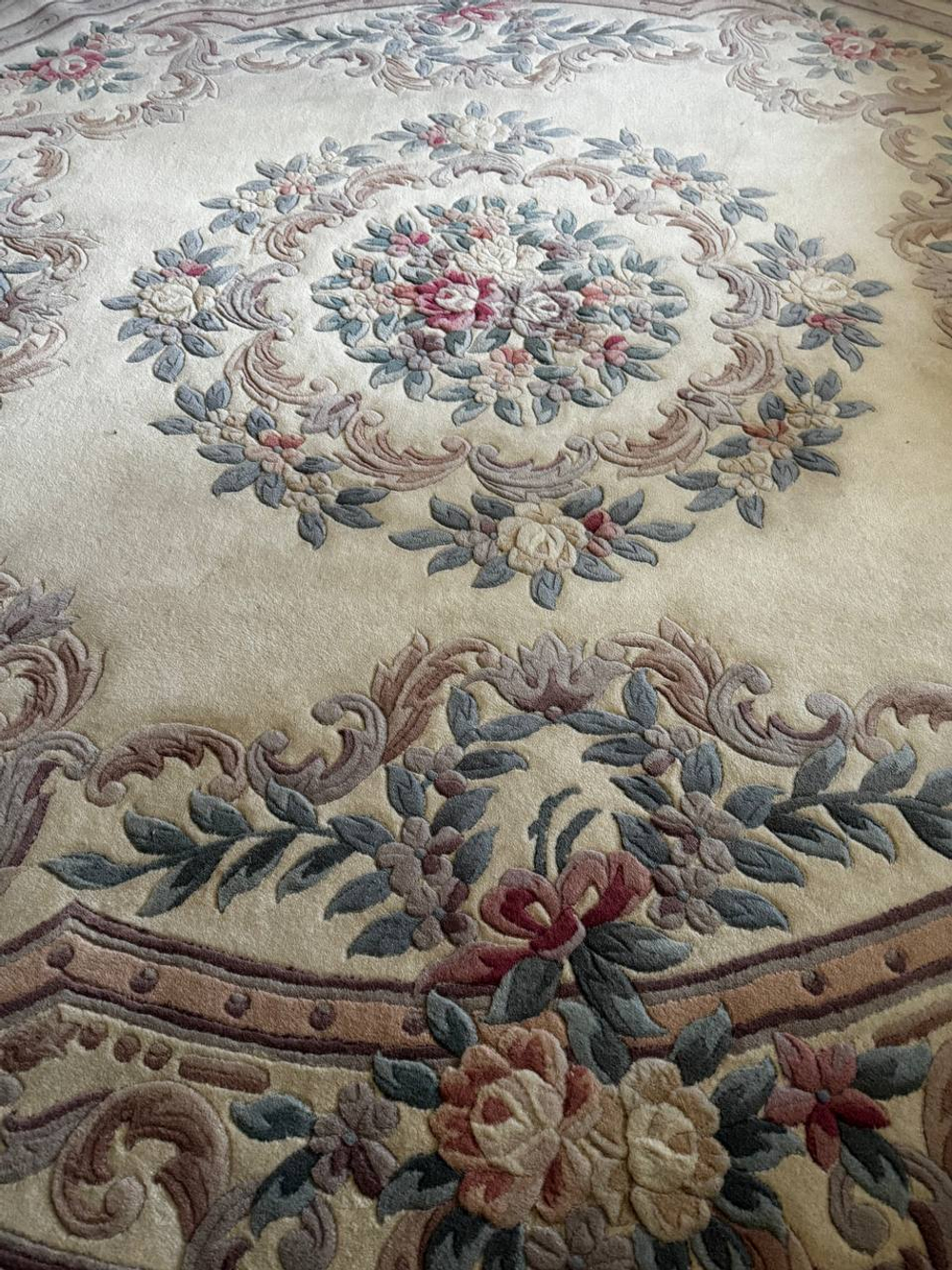 Круглый винтажный ковёр