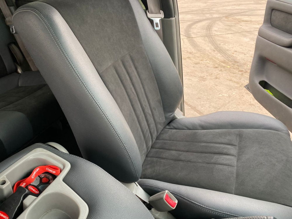 Toyota Land Cruiser 105