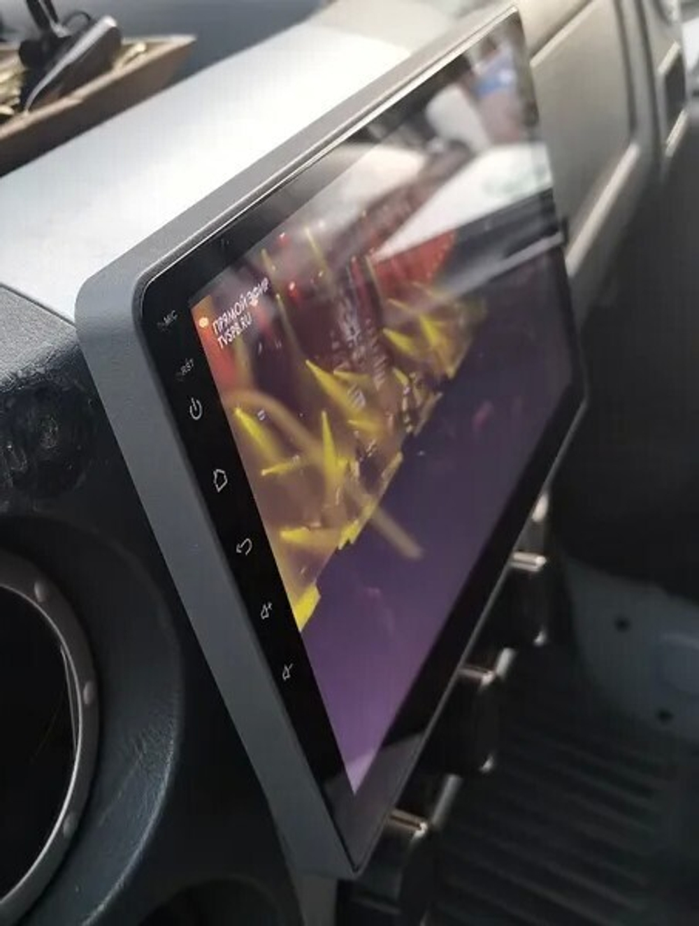 Магнитола для ГАЗель Next, Газон Next (рамка 10") - FarCar 9546NXF4 монитор 10.36" QLED на Android 14, TS18, CarPlay, 4G SIM-слот